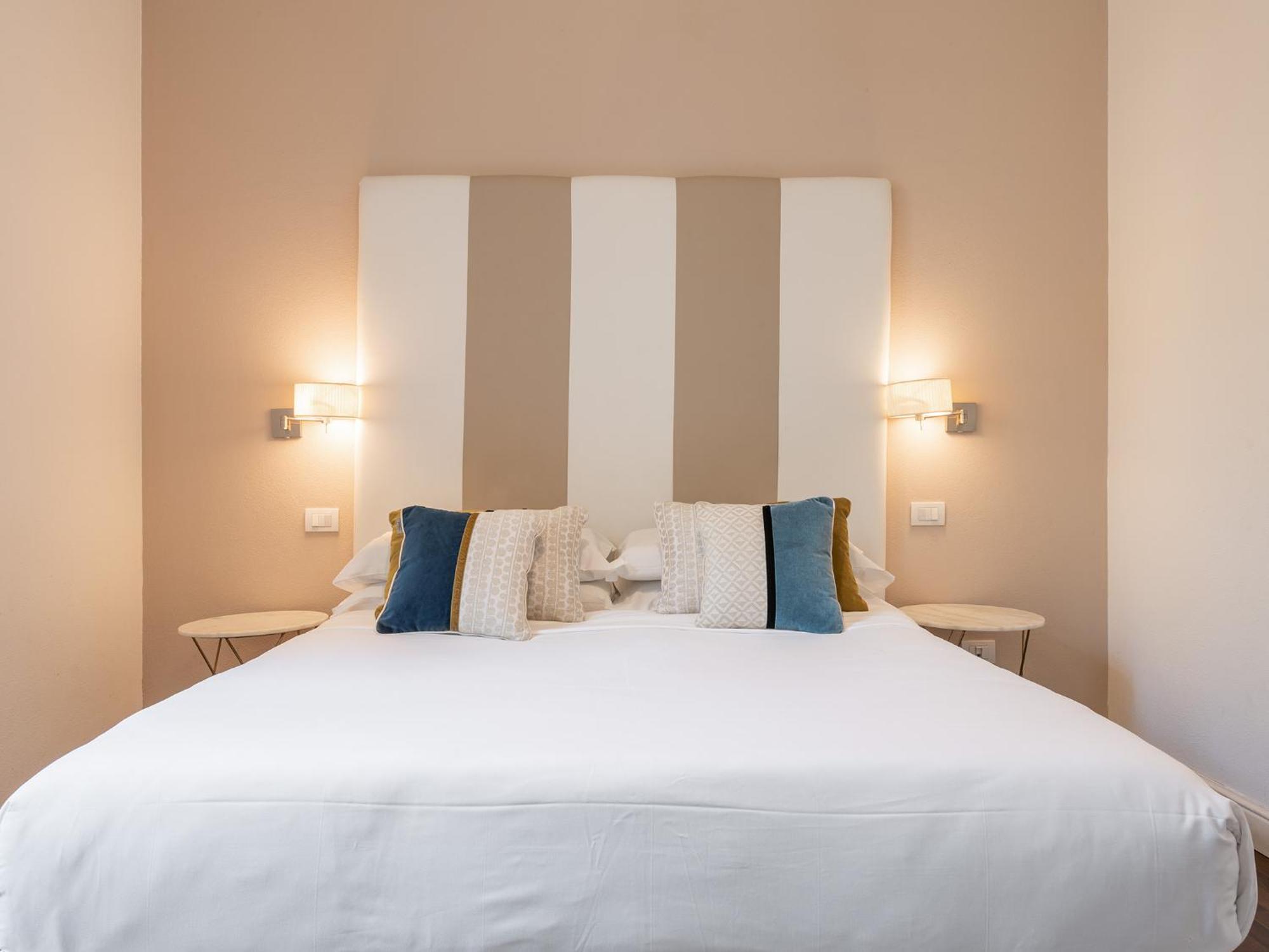 Pley Cagliari Boutique Rooms Ngoại thất bức ảnh